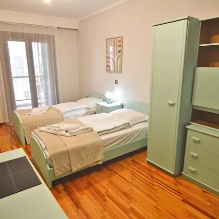 Alexandra Welcome Maxi Place Kastoria