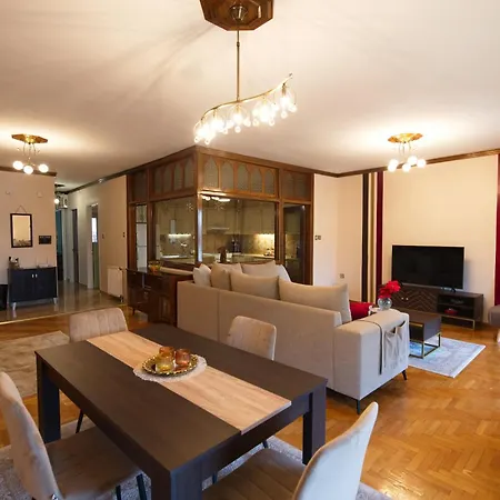 Alexandra Welcome Maxi Place *