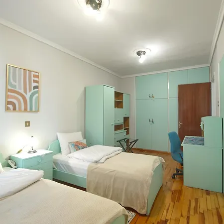 Alexandra Welcome Maxi Place Kastoria